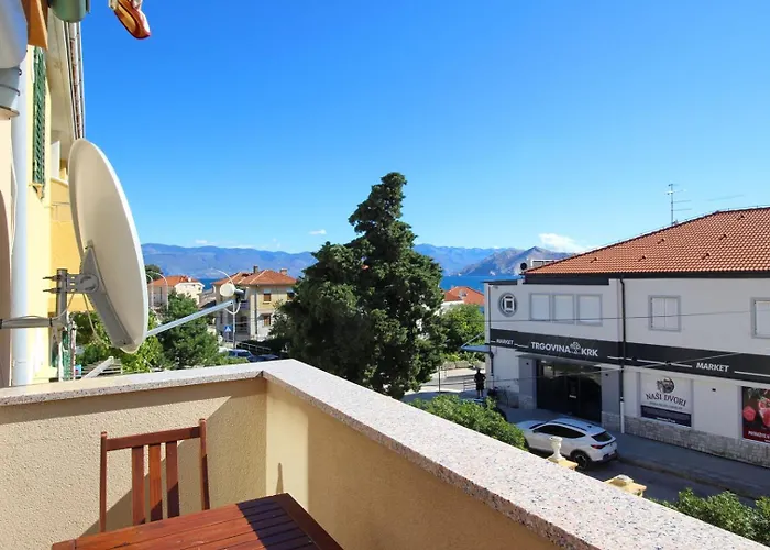 Grandi 1 * Baška
